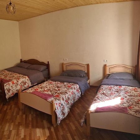 Guest House Emanueli Tropoje Bagian luar foto